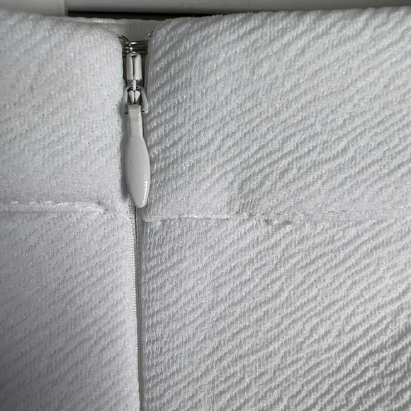 Lovers + Friends Stellar Ruffle Mini Skirt Women's Size Small White - Picture 5 of 8